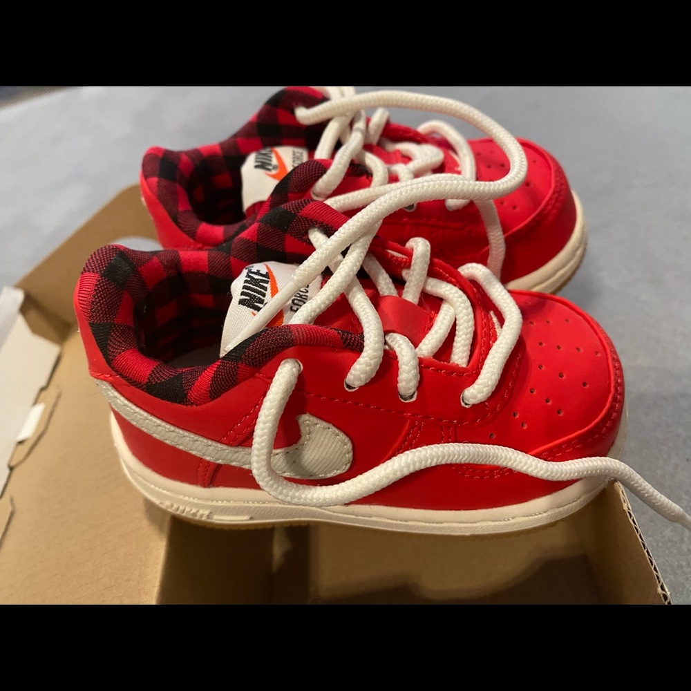 COPY - Air Force 1 LV8 red toddler shoes Brand New